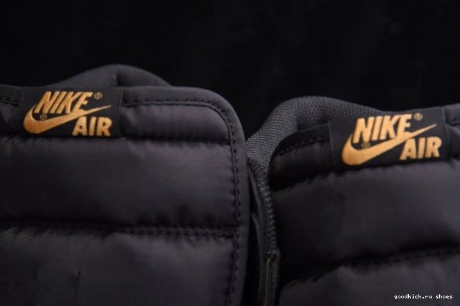 METALLIC GOLD 1 555088-032 RETRO HIGH AIR (2020) BLACK JORDAN 0712